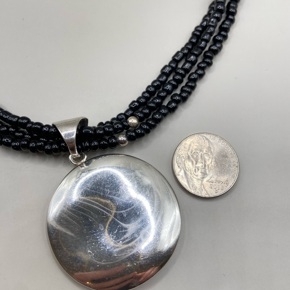 Silpada Wavy Disc Pendant Necklace S1123 - Picture 5 of 10
